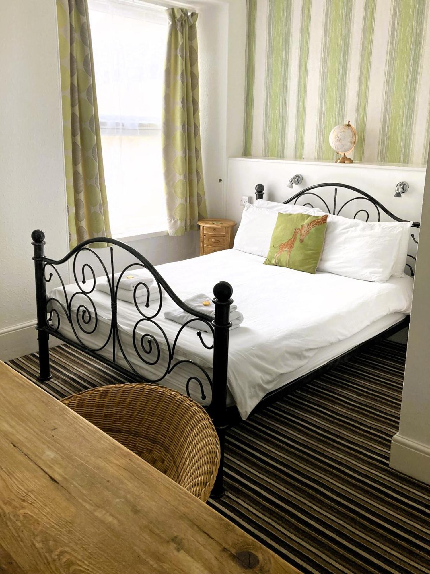 Donnington Guesthouse Truro Dış mekan fotoğraf